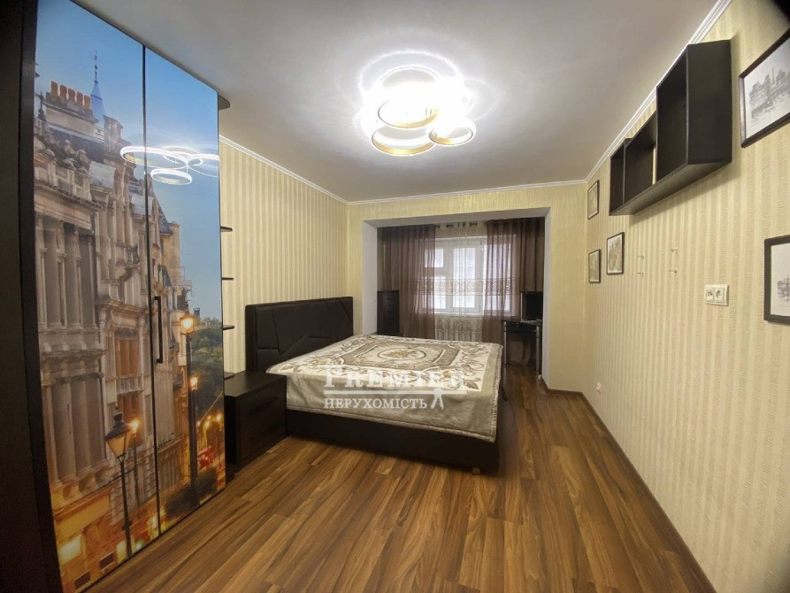 2-кімнатна квартира 56 кв.м на Сахарова. Меблі, техніка залишаються. Одеса - зображення 1