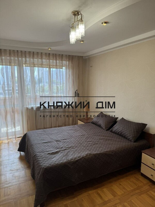 Відмінна 3-х кімнатна квартира на Севастопольскій площі.Код объекта 1187159 Київ - зображення 1