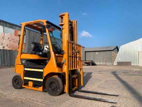 Вилковий електронавантажувач Toyota з напівкабіною, випуск кінець 2020 року Модель: 8FB15 Одеса