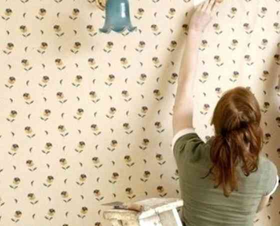 Поклейка шпалер Святошин Чайки Білогородка Київ