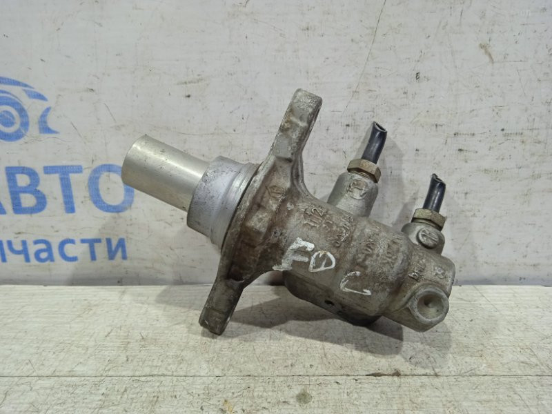 Тормозной цилиндр главный Ford Focus MK3 2010 (б/у) Київ - зображення 2