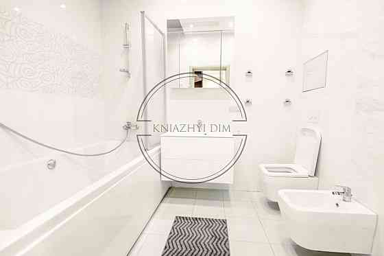 Срочно продам!!! Большая 1-я. кв. в ЖК Изумрудный. Код объекта: 21130175. Київ