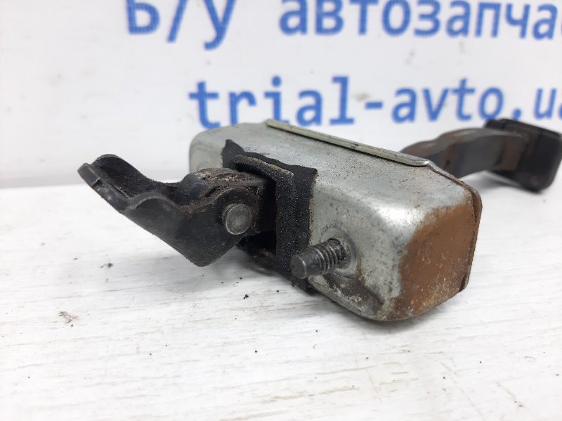 Ограничитель двери передний правый Toyota Avensis 2009-2018 6861005050 (Арт. 29122) Київ - зображення 2