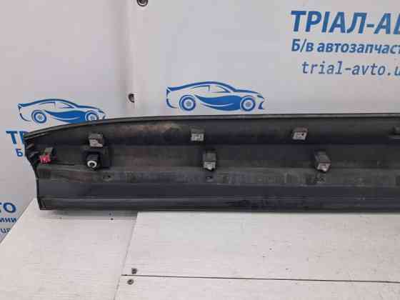 Накладка двери Hyundai Santa fe DM 2.4 БЕНЗИН G4KJ 2012 перед. прав. (б/у) Киев