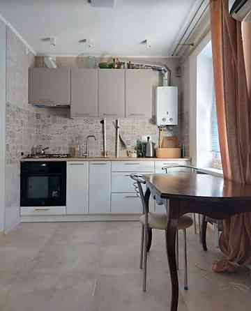 Продам. 2-к.кв. 5/5, низ пр.Олександра Поля. Дніпро