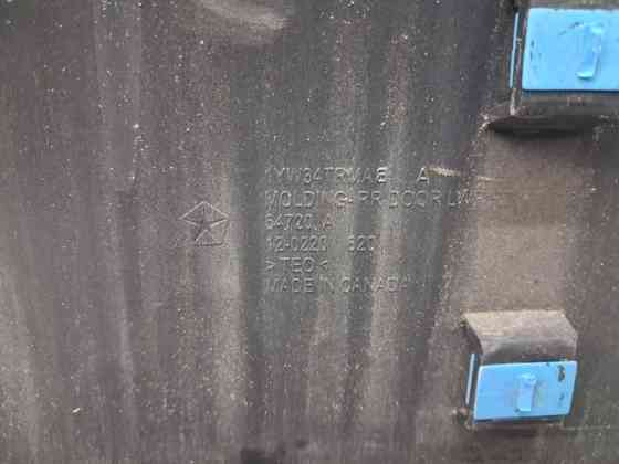 Накладка двери Jeep Cherokee KL 2.4 БЕНЗИН ED6 2013 задн. прав. (б/у) Киев