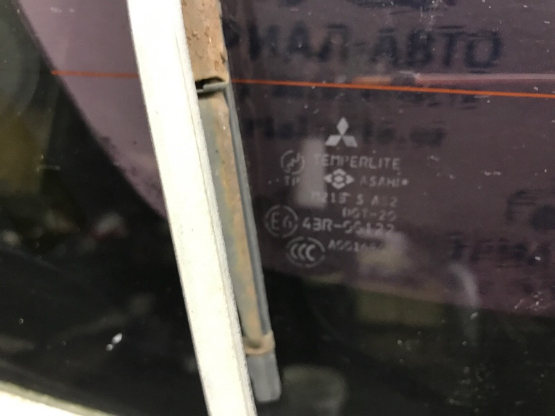 Крышка багажника Mitsubishi Pajero Wagon 3 3.2 ДИЗЕЛЬ 4M41 1999 (б/у) Киев - изображение 5