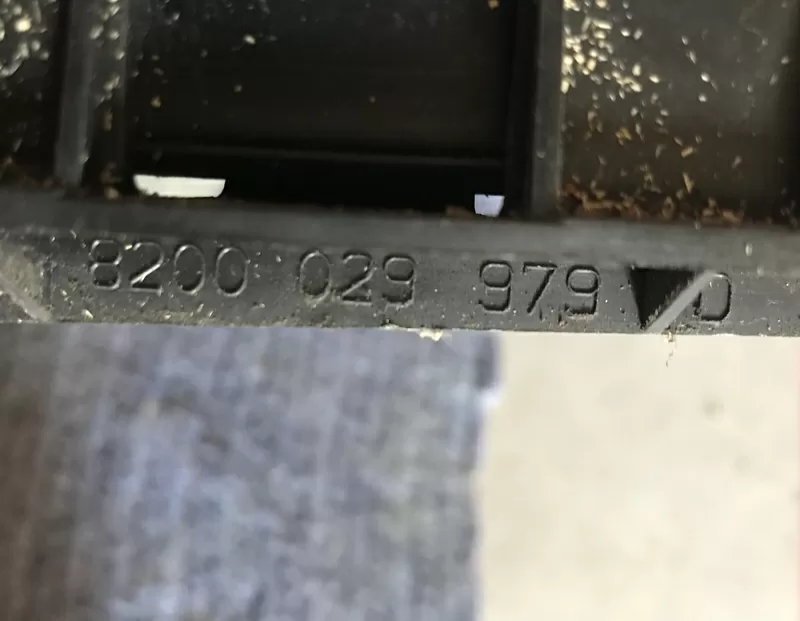 Бу направляющая стекла Renault Scenic 1, 8200029979 передней правой двери Кропивницкий - изображение 1