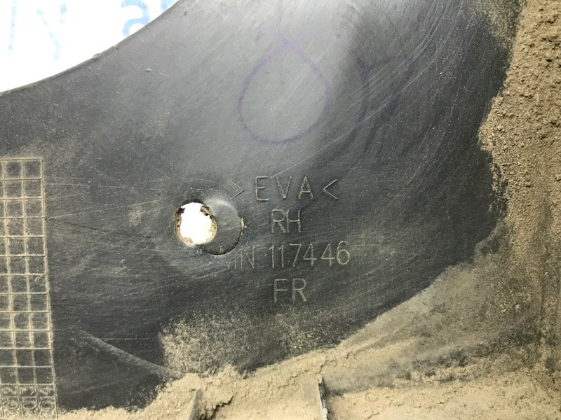 Брызговик передний Mitsubishi L200 KB 2.5 ДИЗЕЛЬ 4D56U 2006 прав. (б/у) Киев - изображение 5