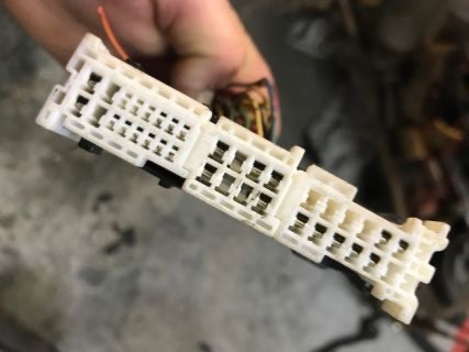 Бу фишка разъём блока предохранителей Smart Forfour W454 Кропивницький - зображення 1