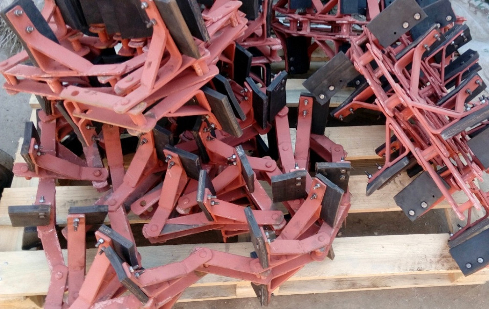 Накладки, скребки к цепным скребковым транспортерам Киев - изображение 10