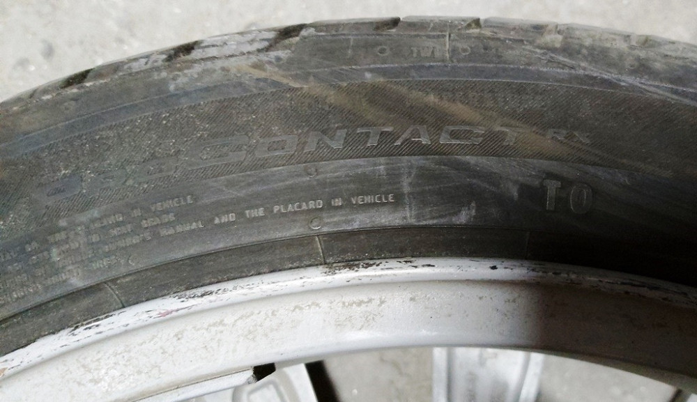 Колесо в сборе с повреждением 19X8.5J ET40 235/40R19 96W A/S CONTINENTAL PROCONTACT RX TIRE Tesla mo Киев - изображение 6