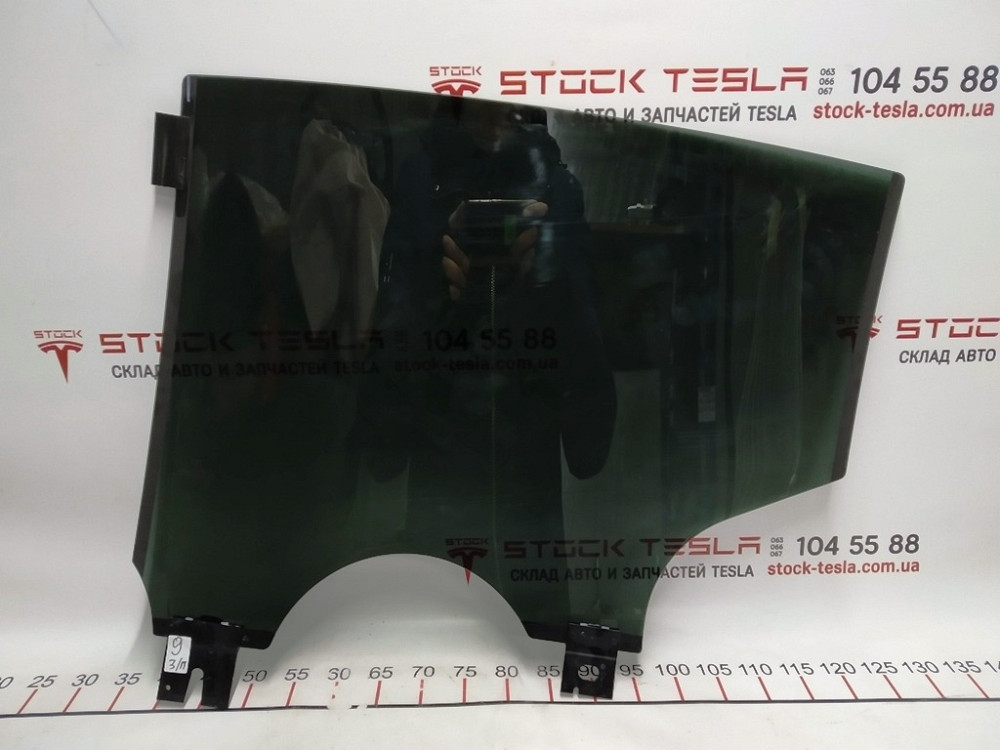 Стекло двери задней правой Tesla model X 1052716-00-D Київ - зображення 2