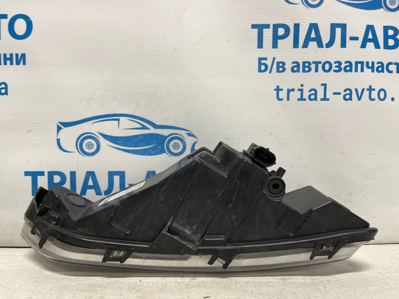 Фара противотуманная правая Ford Fusion USA 2 1.5 БЕНЗИН ENUN0 2013 (б/у) Киев - изображение 6