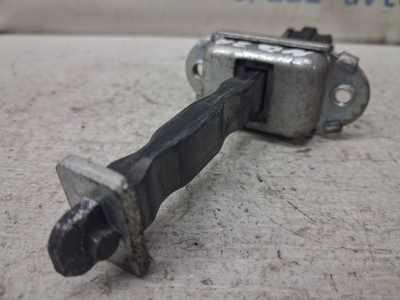 Ограничитель двери задний правый Nissan Qashqai 2006-2013 82430JD000 (Арт. 82834) Киев - изображение 3