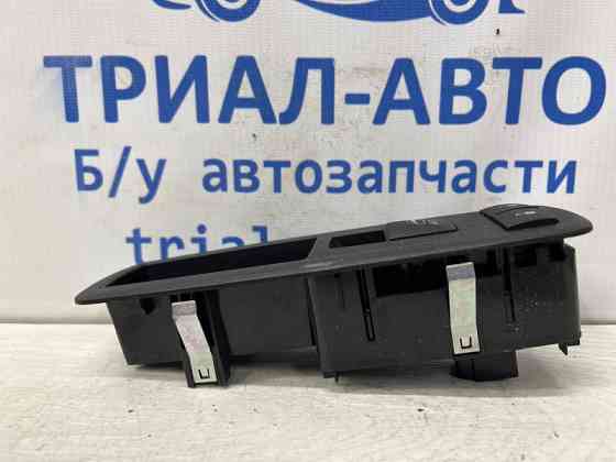 Кнопка стеклоподъемника Jeep Cherokee 2013-2019 68268251AC (Арт. 76427) Київ