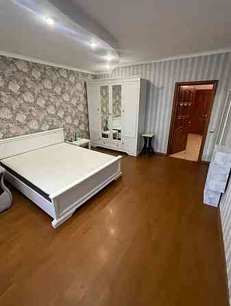 продажа 3-к квартира Киев, Голосеевский, 210000 $ Киев