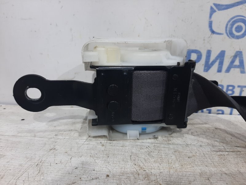 Ремень безопасности передний правый Mitsubishi Pajero Sport K9 2.5 DIESEL 4D56 1996 (б/у) Киев - изображение 3