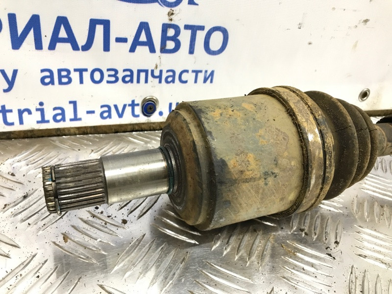 Привод передний левый АКПП SsangYong Korando C200 2.0 DIESEL 2010 (б/у) Київ - зображення 2