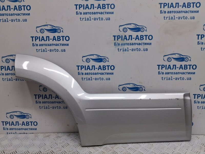 Накладка двери Kia Sorento BL 2.5 DIESEL D4CB 2002 задн. прав. (б/у) Киев - изображение 1