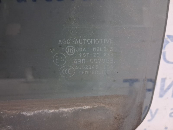 Стекло двери заднее левое Mitsubishi ASX GA 1.8 DIESEL 4N13 2010 (б/у) Київ - зображення 3