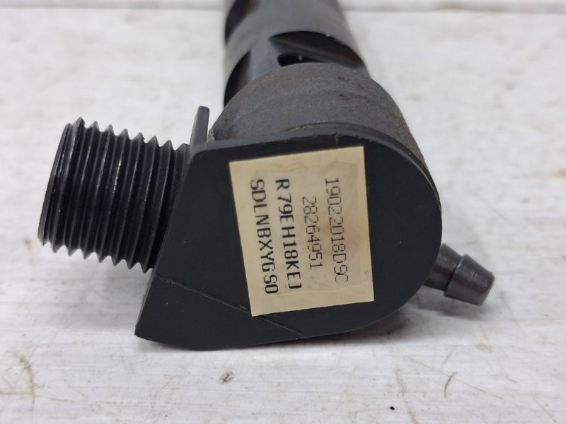 Форсунка топливная Chevrolet Captiva C140 2.2 DIESEL Z22D1 2006 (б/у) Киев - изображение 4