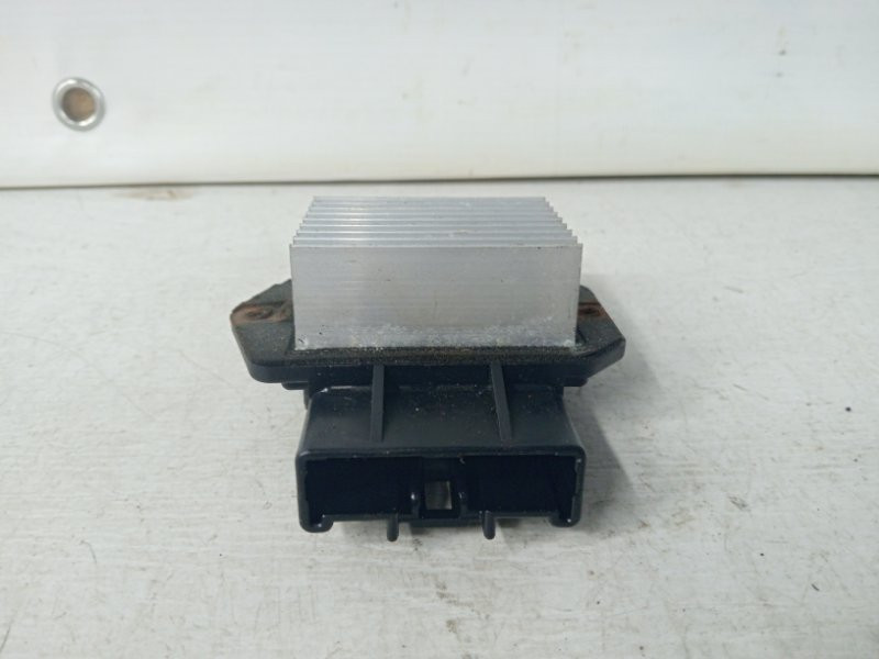 Резистор печки Mitsubishi Pajero Wagon 4 3.2 ДИЗЕЛЬ 4M41 2006 (б/у) Киев - изображение 4