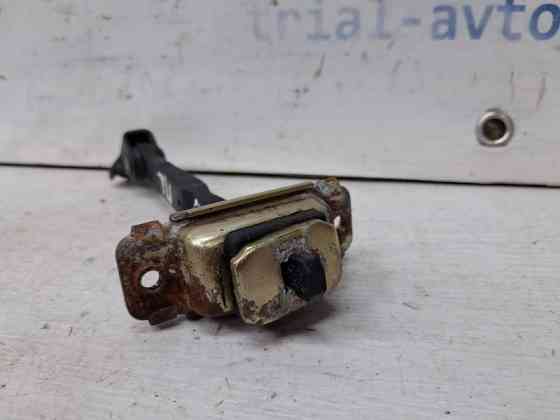 Ограничитель двери передний левый Hyundai Sonata NF 2.4 БЕНЗИН G4KC 2004 (б/у) Київ