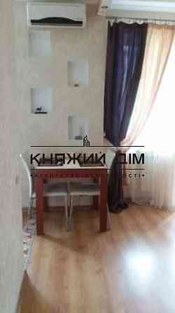 Отличная 2 к.кв. возле Парка Партизанской Славы.№ 21105334 Киев