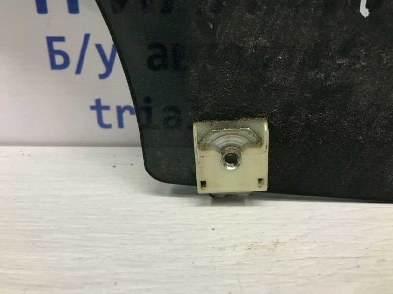 Стекло двери заднее правое Mazda CX 7 ER 2.3 БЕНЗИН 	L3VDT 2006 (б/у) Київ - зображення 2