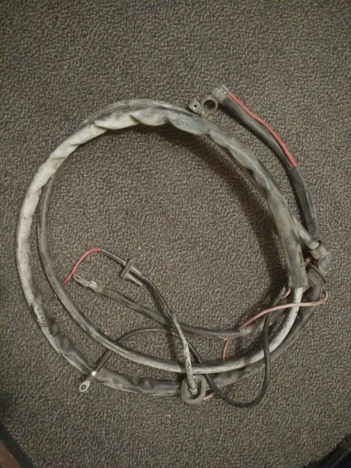 Кабель з плюсовою клемою 1711438 БМВ е34 седан оригінал Винница - изображение 1