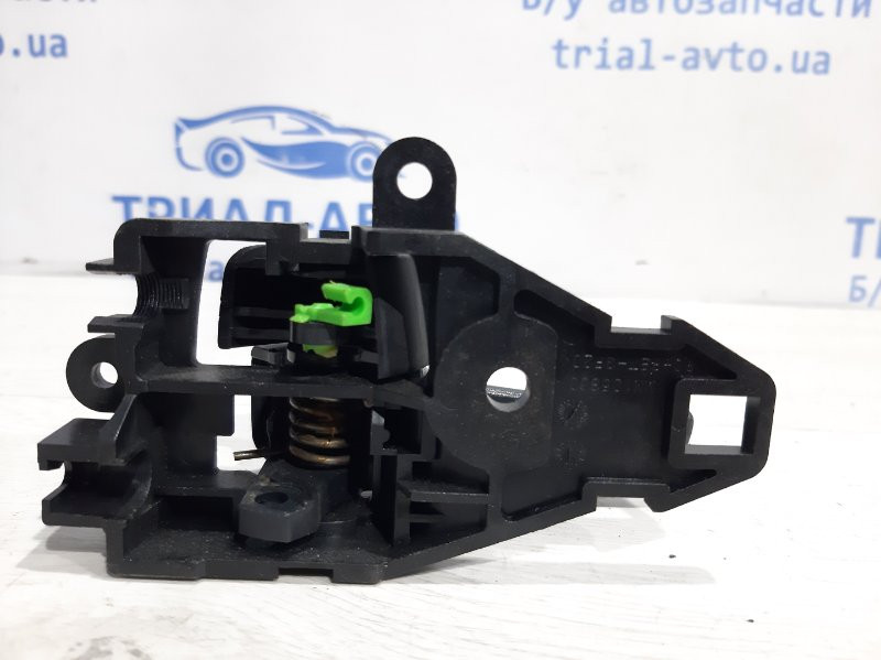 Ручка двери внутреняя передняя правая Mitsubishi Lancer 10 1.5 БЕНЗИН 4A91 2007 (б/у) Киев - изображение 2