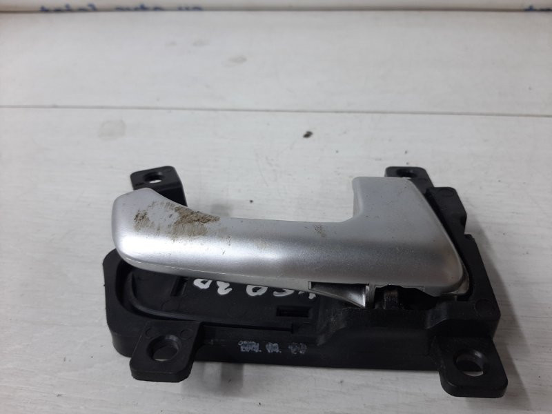 Ручка двери внутренняя правая Kia Sportage SL 1.7 DIESEL D4FD 2010 (б/у) Київ - зображення 2