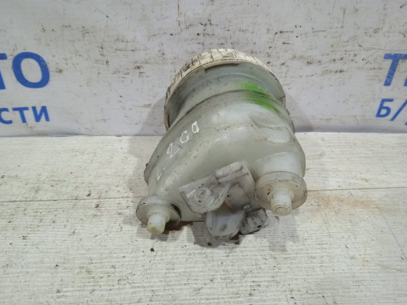 Бачок главного тормозного цилиндра Mitsubishi L200 KB 2.5 ДИЗЕЛЬ 4D56U 2006 (б/у) Киев - изображение 3