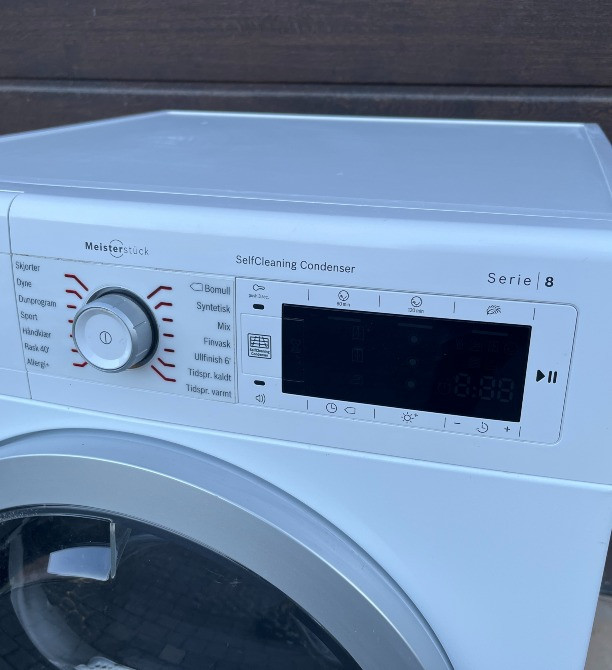 Сушка Bosch Serie8 з тепловим насосом 1000Вт ідеальний стан Бережани - зображення 2