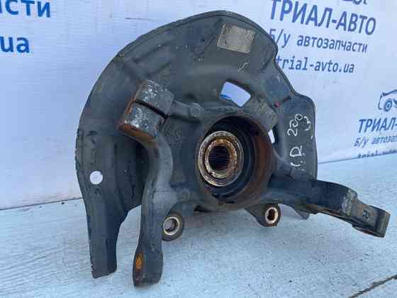 Кулак поворотный правый со ступицей Hyundai Sonata YF 2.4 БЕНЗИН G4KJ 2010 (б/у) Київ