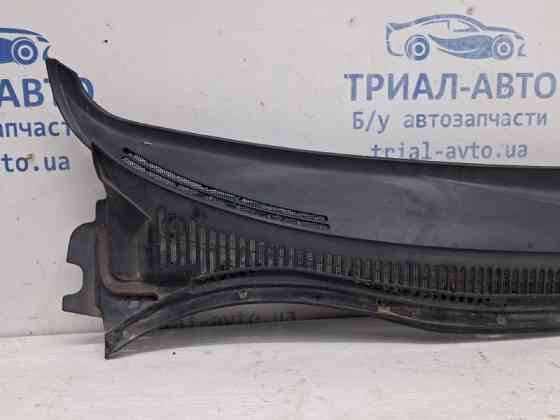 Дефлектор дворников Toyota Avensis T25 1.8 БЕНЗИН 1ZZFE 2002 прав. (б/у) Київ