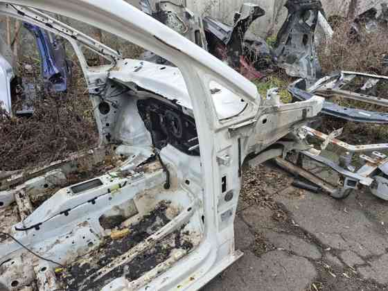 Четверть автомобиля передняя правая Volkswagen Caddy 2003-2015 1T0809146B (Арт. 67746) Київ