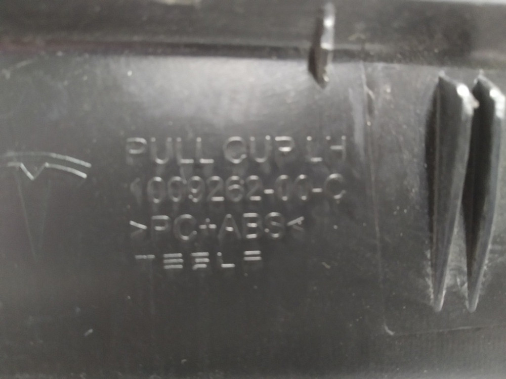 Ручка внутренняя закрытия крышки багажника левая сторона Tesla model S, model S REST 1009262-00-E Київ - зображення 3