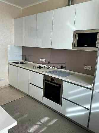 Э генератор. Оренда 1-ї квартири. Севастопільська площа. код: 11204097 Киев