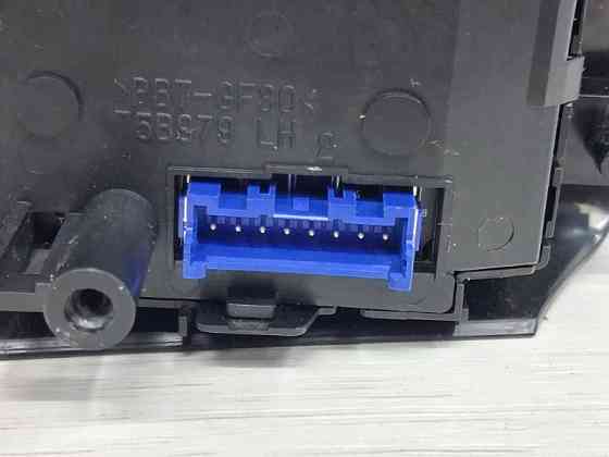 Кнопки руля Mazda CX 7 2006-2012 EH47664M0 (Арт. 79547) Київ