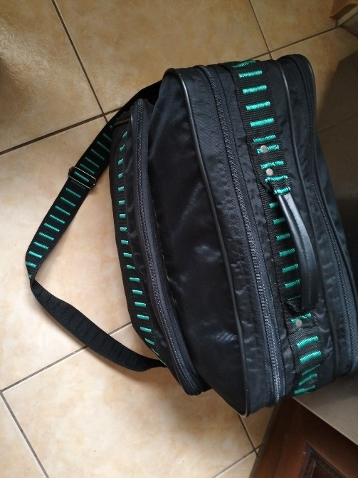 Сумка ручна кладь покладь в дорогу для подорожей і ноутбука вмістка через плече водонепромокаюча Львів - зображення 8