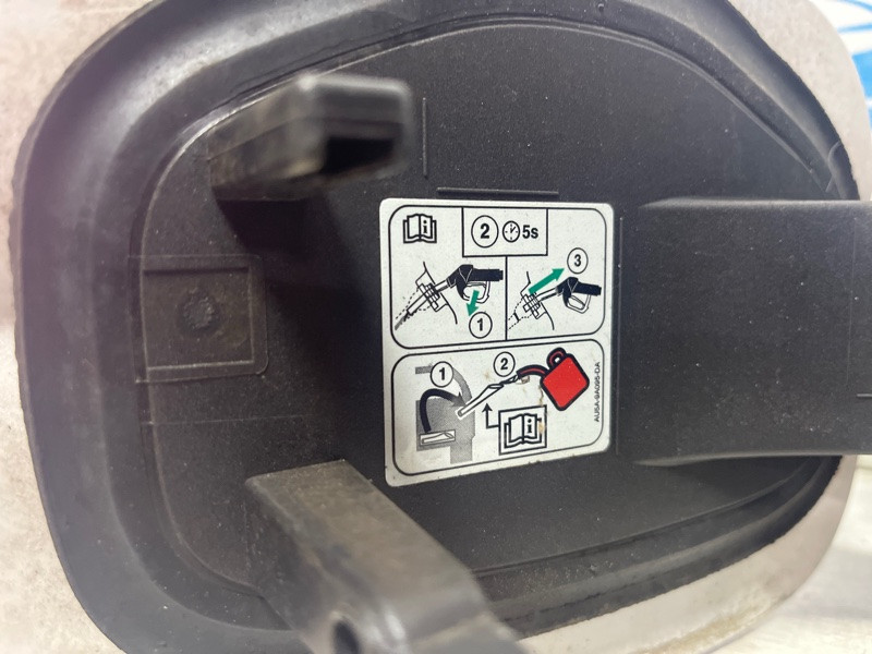 Лючок бака Ford Fusion USA 2013-2020 DG9Z54405A26A (Арт. 75059) Київ - зображення 6