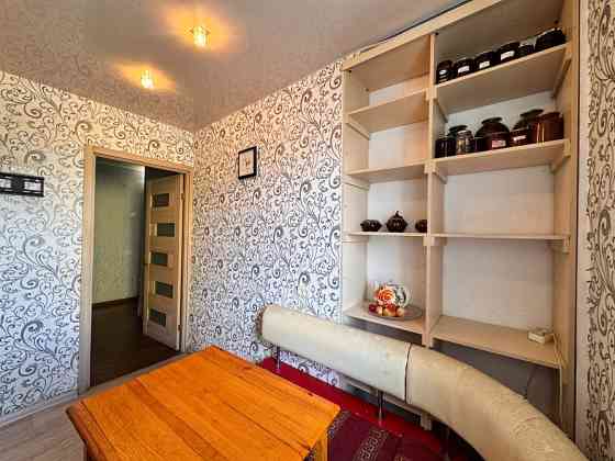 Продам 3-к квартиру в кирпичной высотке на ул. Калиновая (средина) Днепр