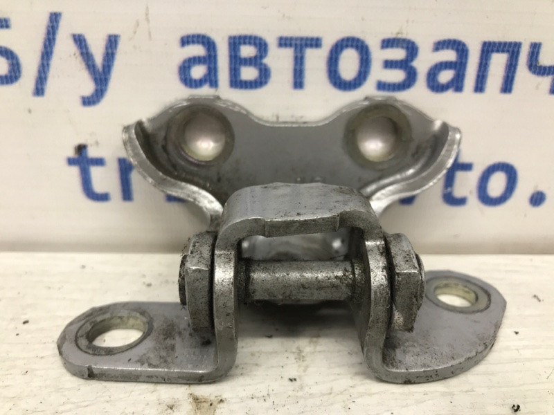 Петля двери задней левой нижняя Toyota Avensis T27 1.8 БЕНЗИН 2ZRFAE 2009 (б/у) Київ - зображення 1