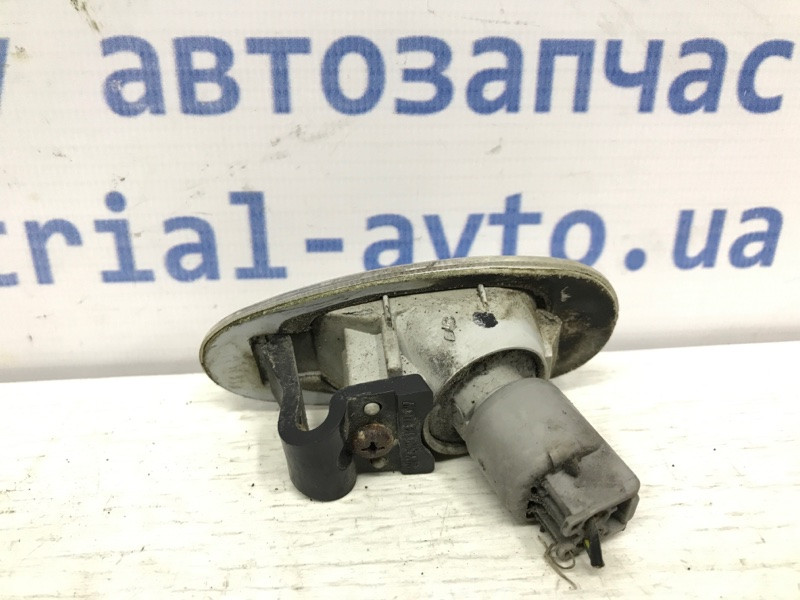 Повторитель поворотника Mitsubishi Outlander CU 2.4 БЕНЗИН 4G69 2003 (б/у) Київ - зображення 2