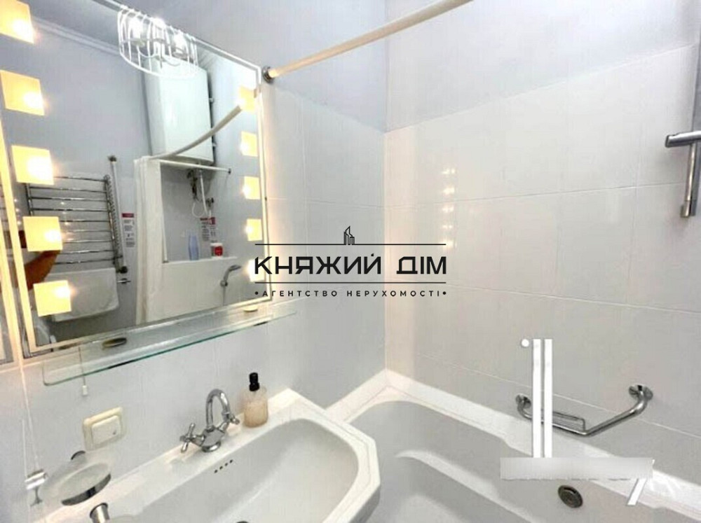 Оренда світлої 2 кімнатної квартири .БЕЗ КОМІСІЇ .Метро Майдан Незалежності Київ - зображення 11