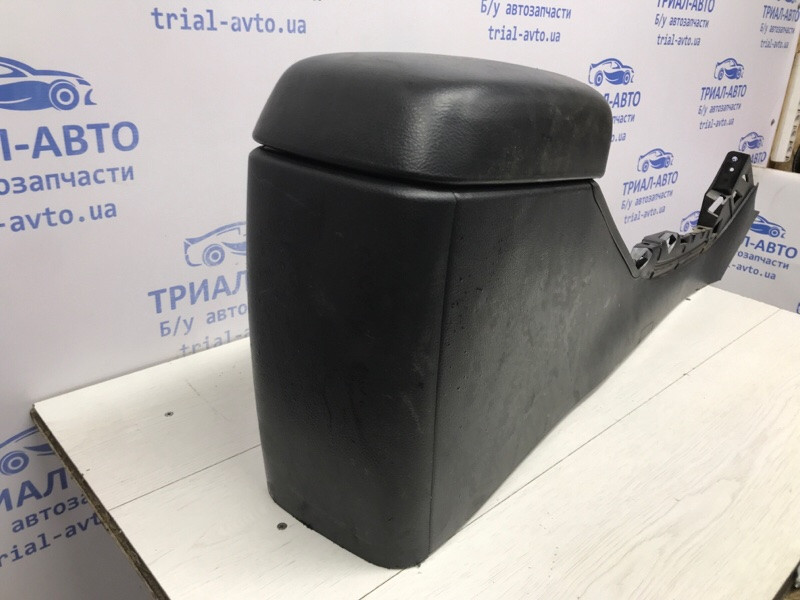 Подлокотник Toyota RAV 4 A30 2.0 БЕНЗИН 1AZFE 2005 (б/у) Київ - зображення 3