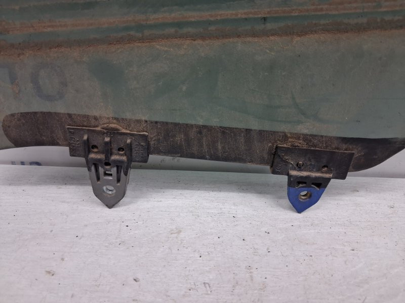 Стекло двери заднее правое Nissan Navara D40 2.5 DIESEL YD25DDTI 2004 (б/у) Київ - зображення 2