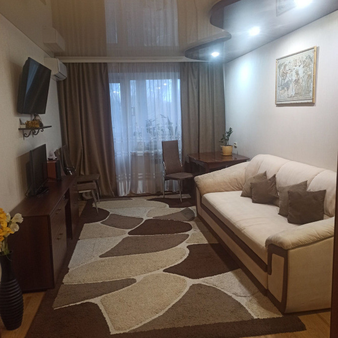 Продам. 3-к.кв. 6/9, ж/м Лівобережний-2, пров. Крушельницької Дніпро - зображення 1